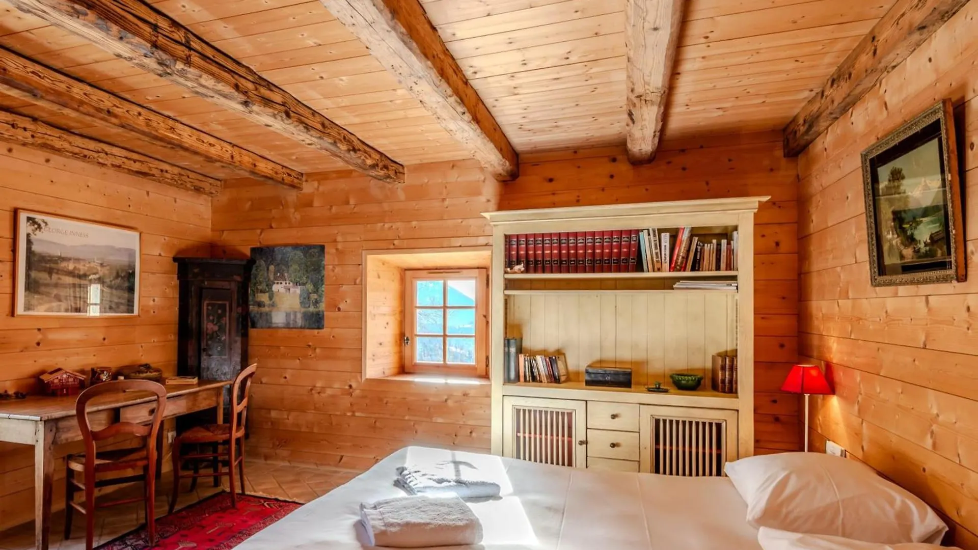 Slow Chalet De L'Ourse - Charming Old Chalet Stunning View Sauna Pets Ok Serraval