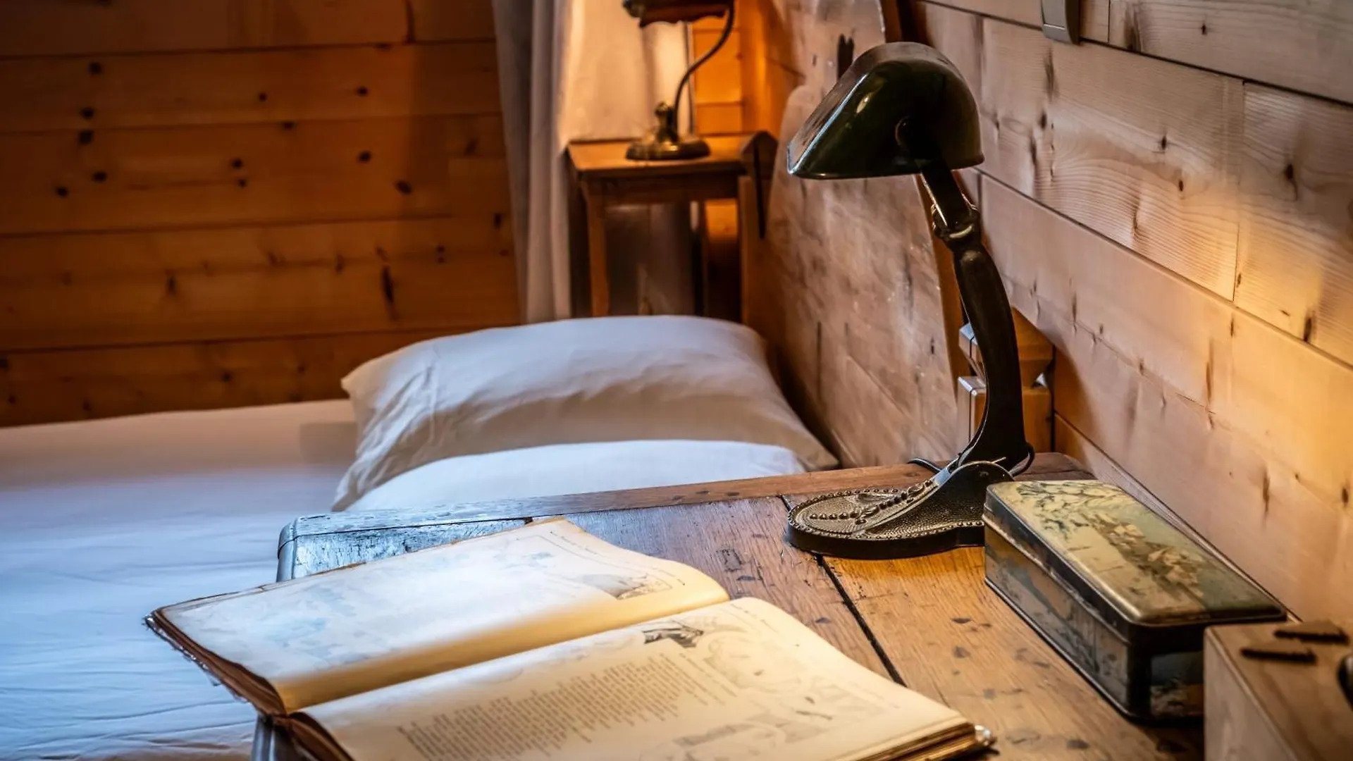 Slow Chalet De L'Ourse - Charming Old Chalet Stunning View Sauna Pets Ok Serraval