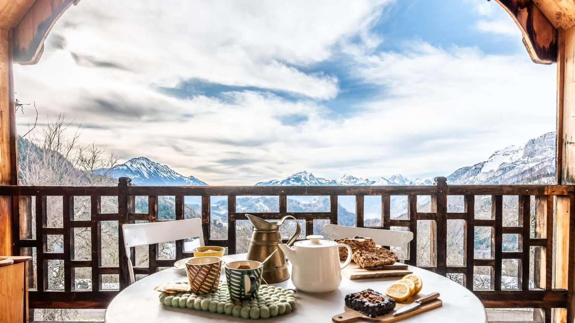 Slow Chalet De L'Ourse - Charming Old Chalet Stunning View Sauna Pets Ok Serraval