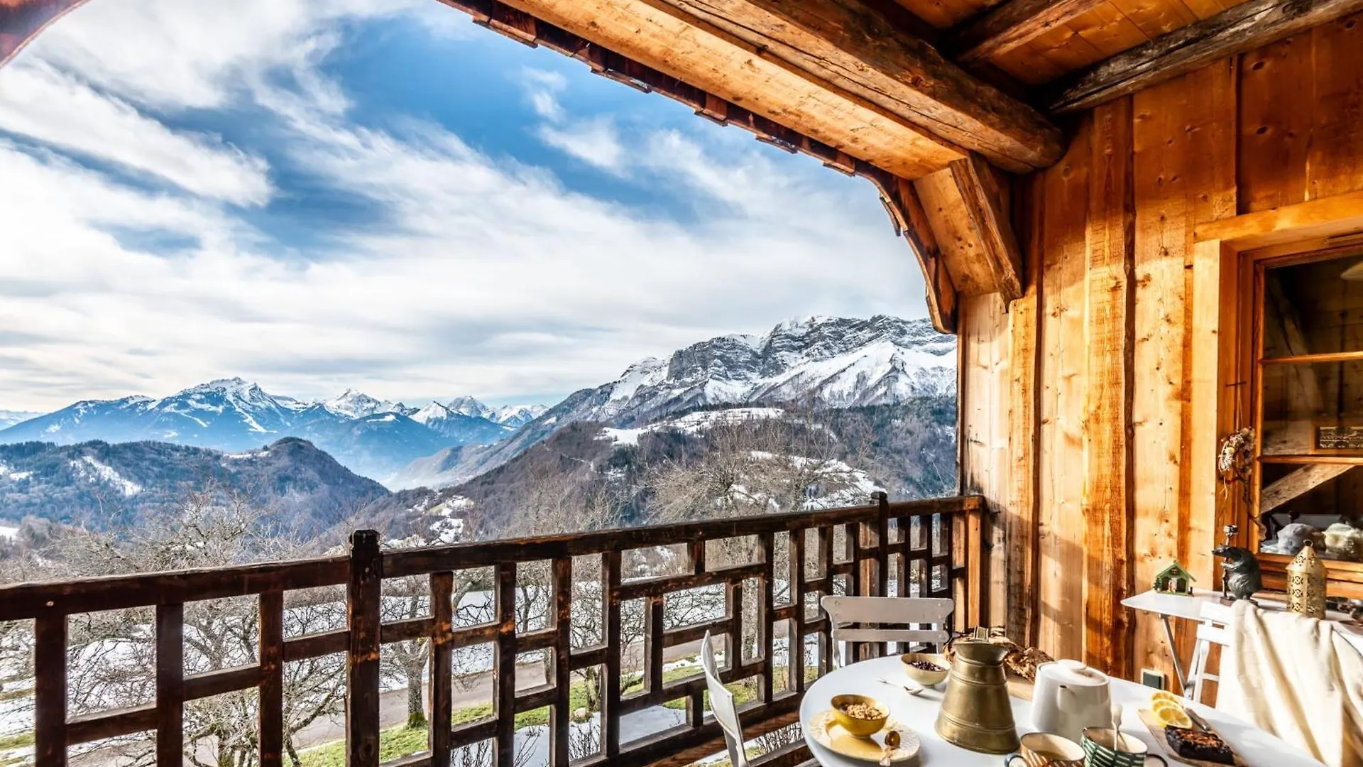 Slow Chalet De L'Ourse - Charming Old Chalet Stunning View Sauna Pets Ok Serraval 0*,  フランス